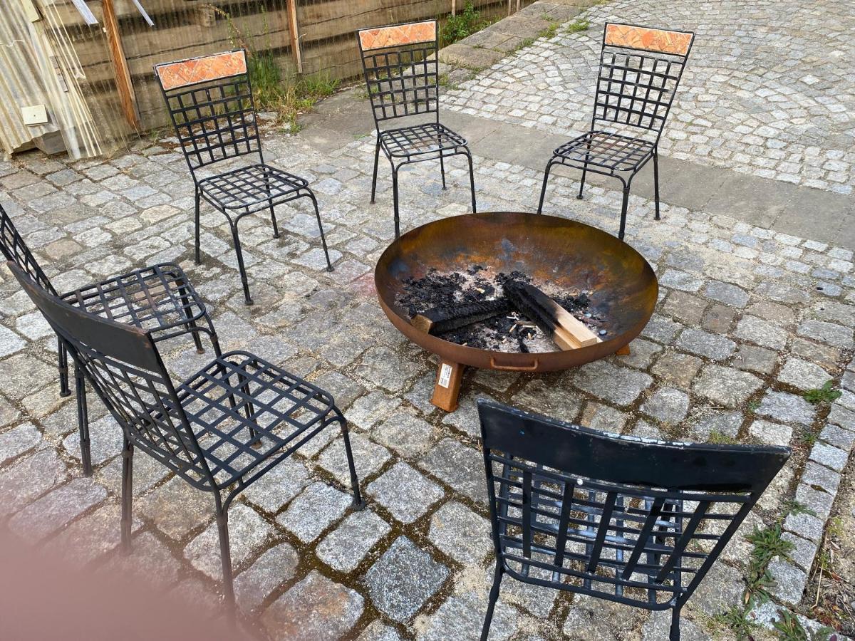 Ferienwohnung Wachstube Mit 3 Schlafraeumen Im Rittergut Leppersdorf Wachau Bagian luar foto